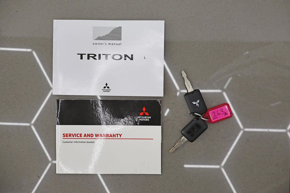 2019 Mitsubishi Triton GLX ADAS MR 4X4