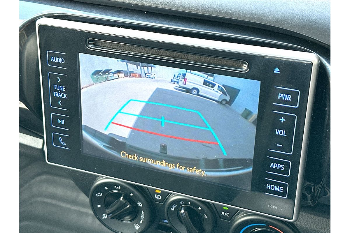 2017 Toyota Hilux SR GUN126R 4X4