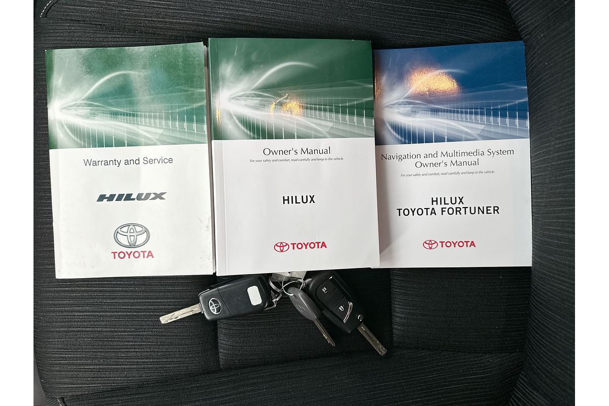 2017 Toyota Hilux SR GUN126R 4X4