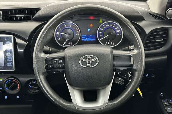2017 Toyota Hilux SR GUN126R 4X4