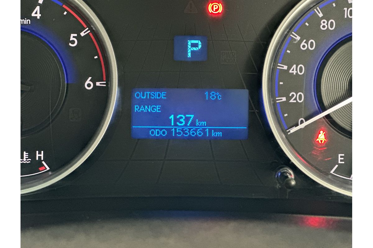 2017 Toyota Hilux SR GUN126R 4X4