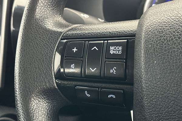 2017 Toyota Hilux SR GUN126R 4X4