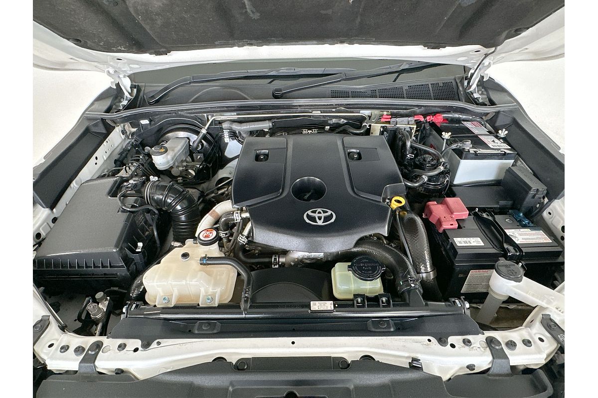 2017 Toyota Hilux SR GUN126R 4X4