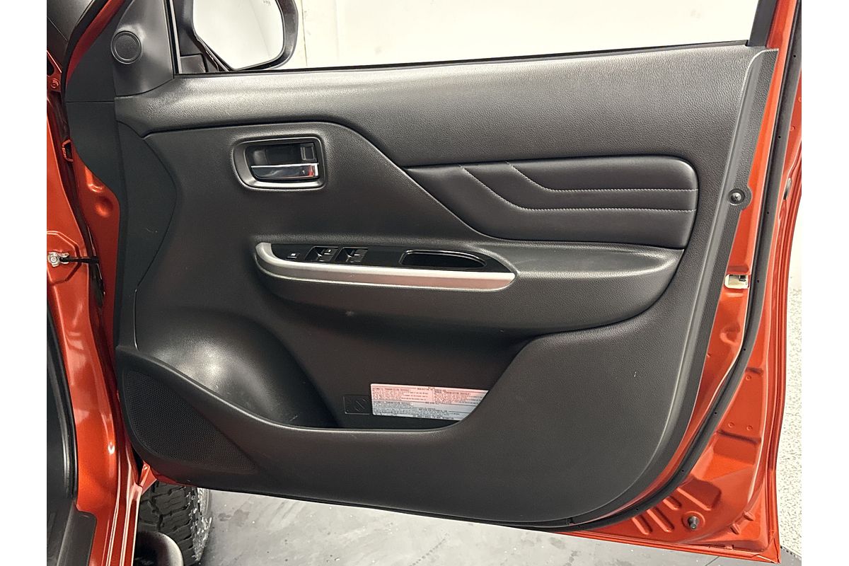 2022 Mitsubishi Triton GSR MR 4X4