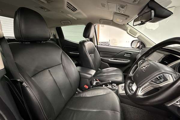 2022 Mitsubishi Triton GSR MR 4X4