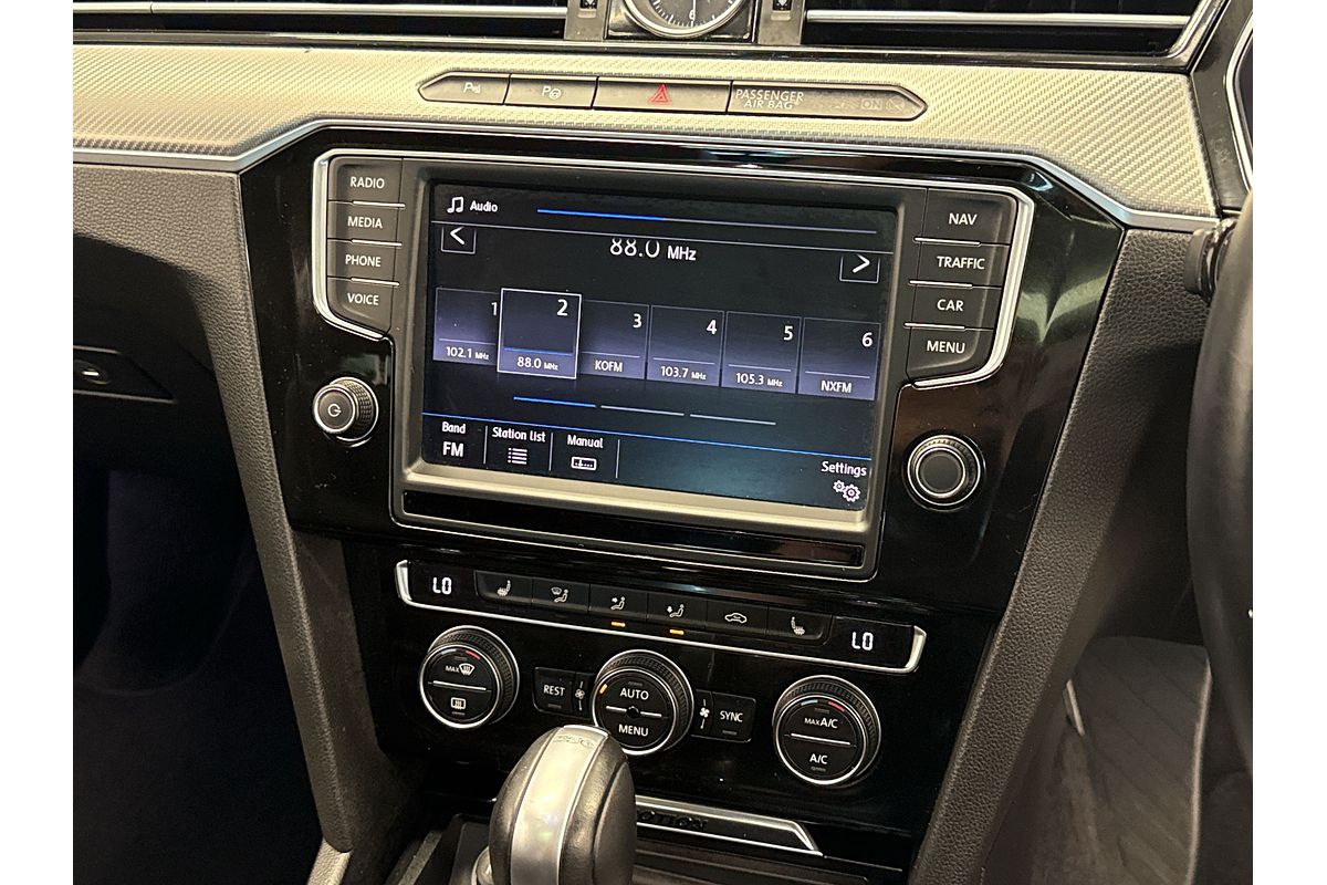 2016 Volkswagen Passat 206TSI R-Line B8