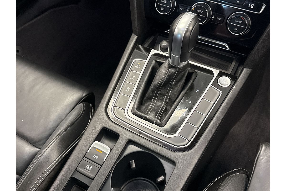 2016 Volkswagen Passat 206TSI R-Line B8