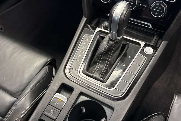 2016 Volkswagen Passat 206TSI R-Line B8