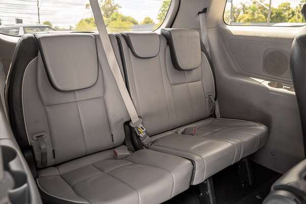 2017 Kia Carnival SLi YP