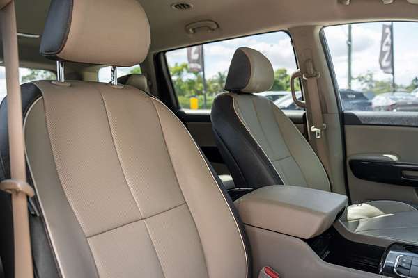 2017 Kia Carnival SLi YP