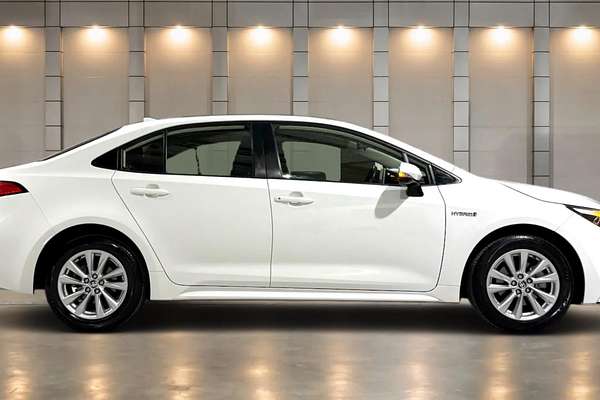 2022 Toyota Corolla Ascent Sport Hybrid ZWE219R