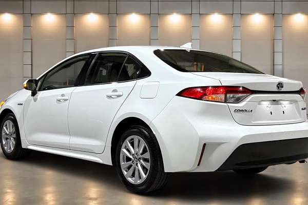 2022 Toyota Corolla Ascent Sport Hybrid ZWE219R