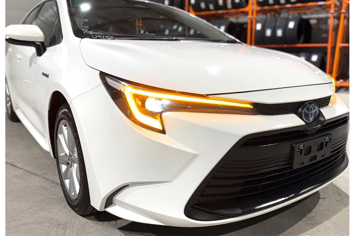 2022 Toyota Corolla Ascent Sport Hybrid ZWE219R