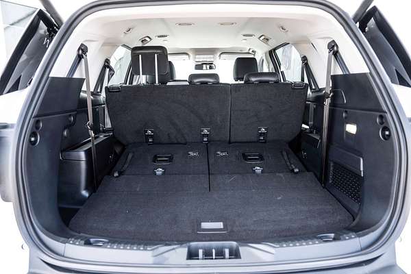 2025 Ford Everest Trend 2.0L