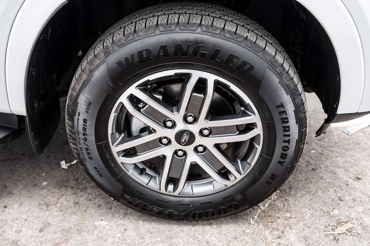 2025 Ford Everest Trend 2.0L