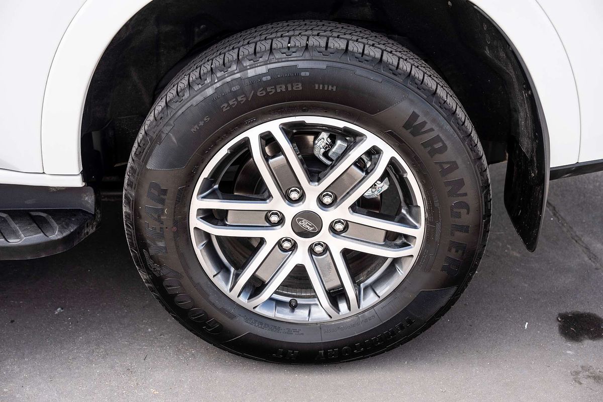 2025 Ford Everest Trend 2.0L