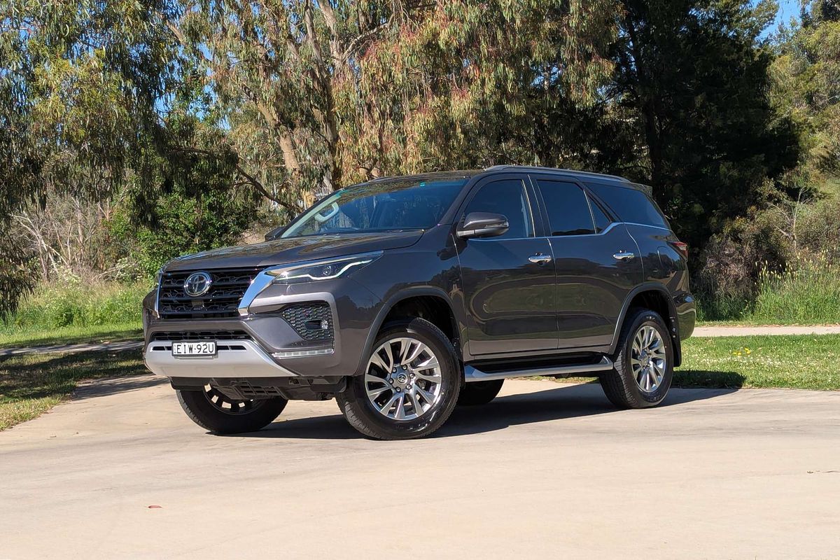 2020 Toyota Fortuner Crusade GUN156R