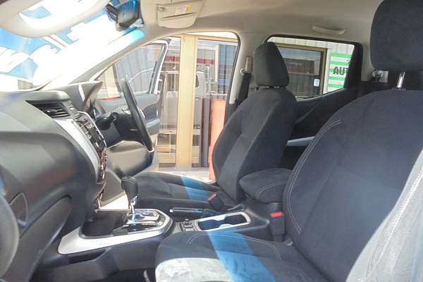 2015 Nissan Navara ST D23 4X4