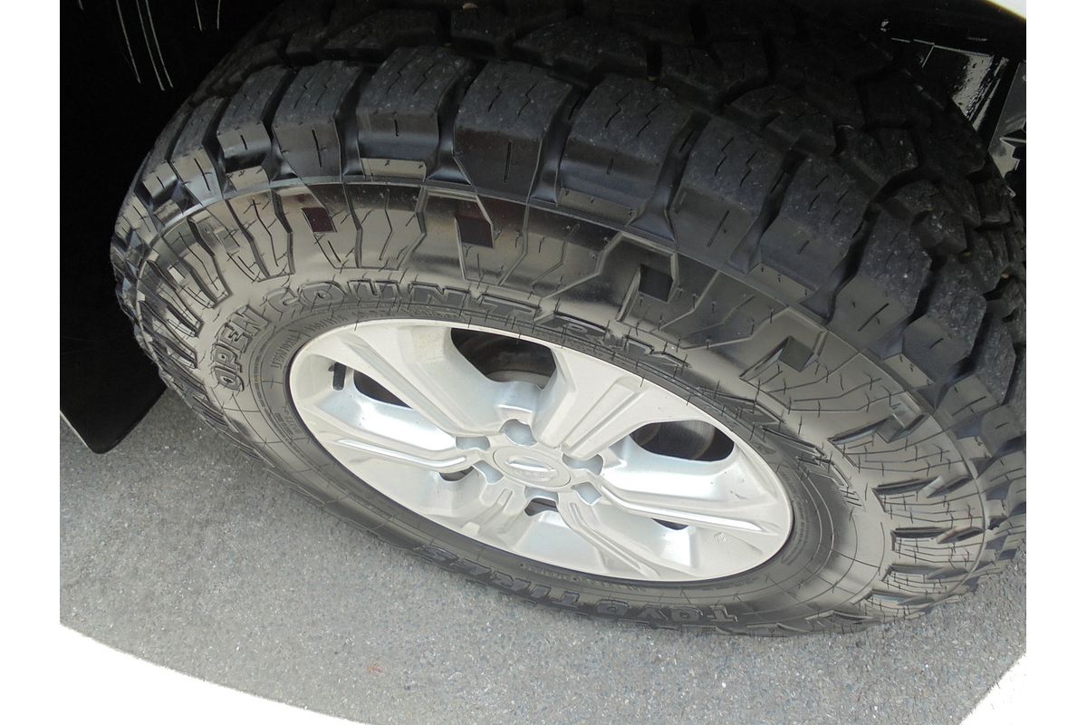 2015 Nissan Navara ST D23 4X4