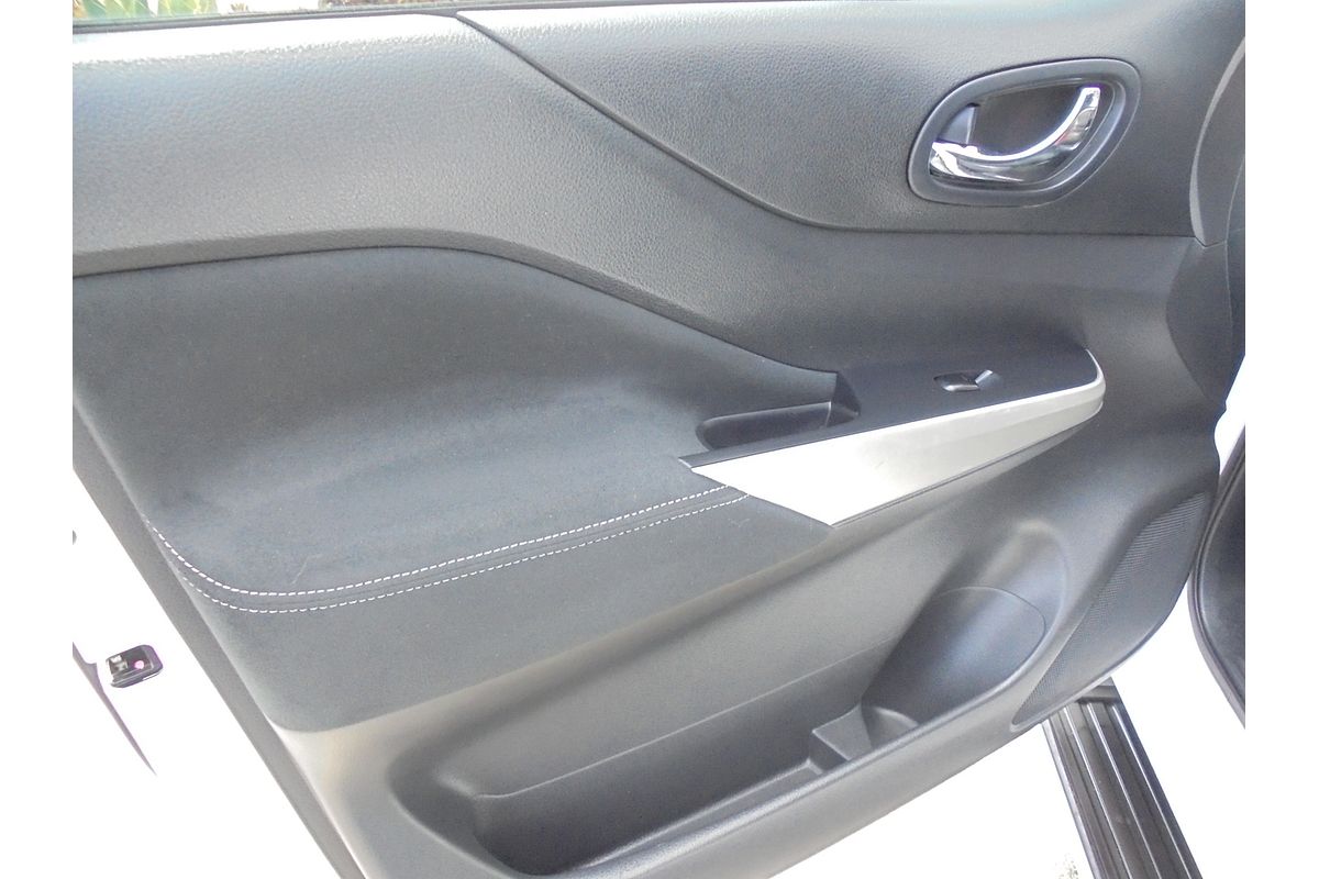 2015 Nissan Navara ST D23 4X4