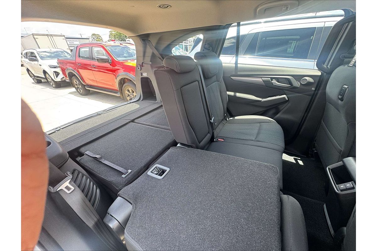 2025 Isuzu MU-X LS-M