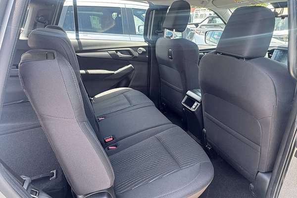 2025 Isuzu MU-X LS-M