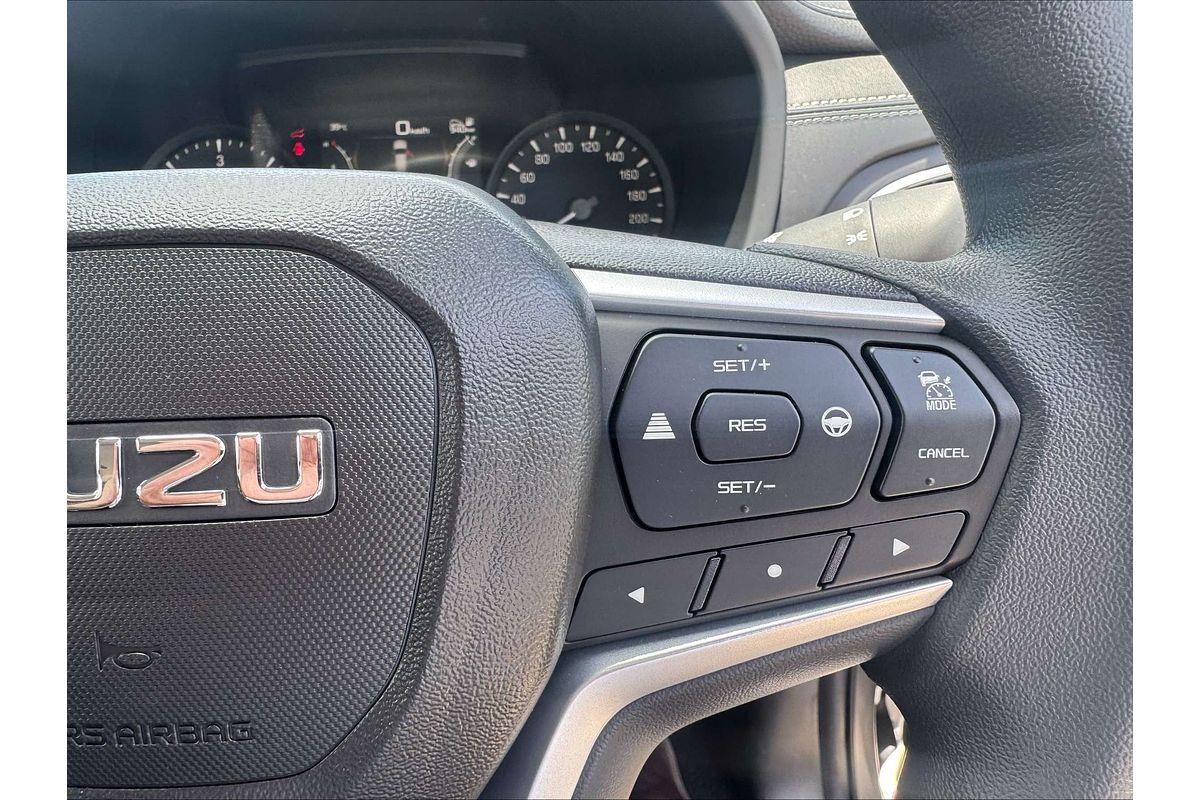 2025 Isuzu MU-X LS-M