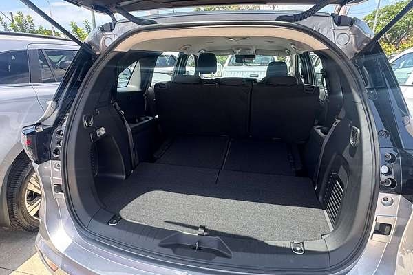 2025 Isuzu MU-X LS-M