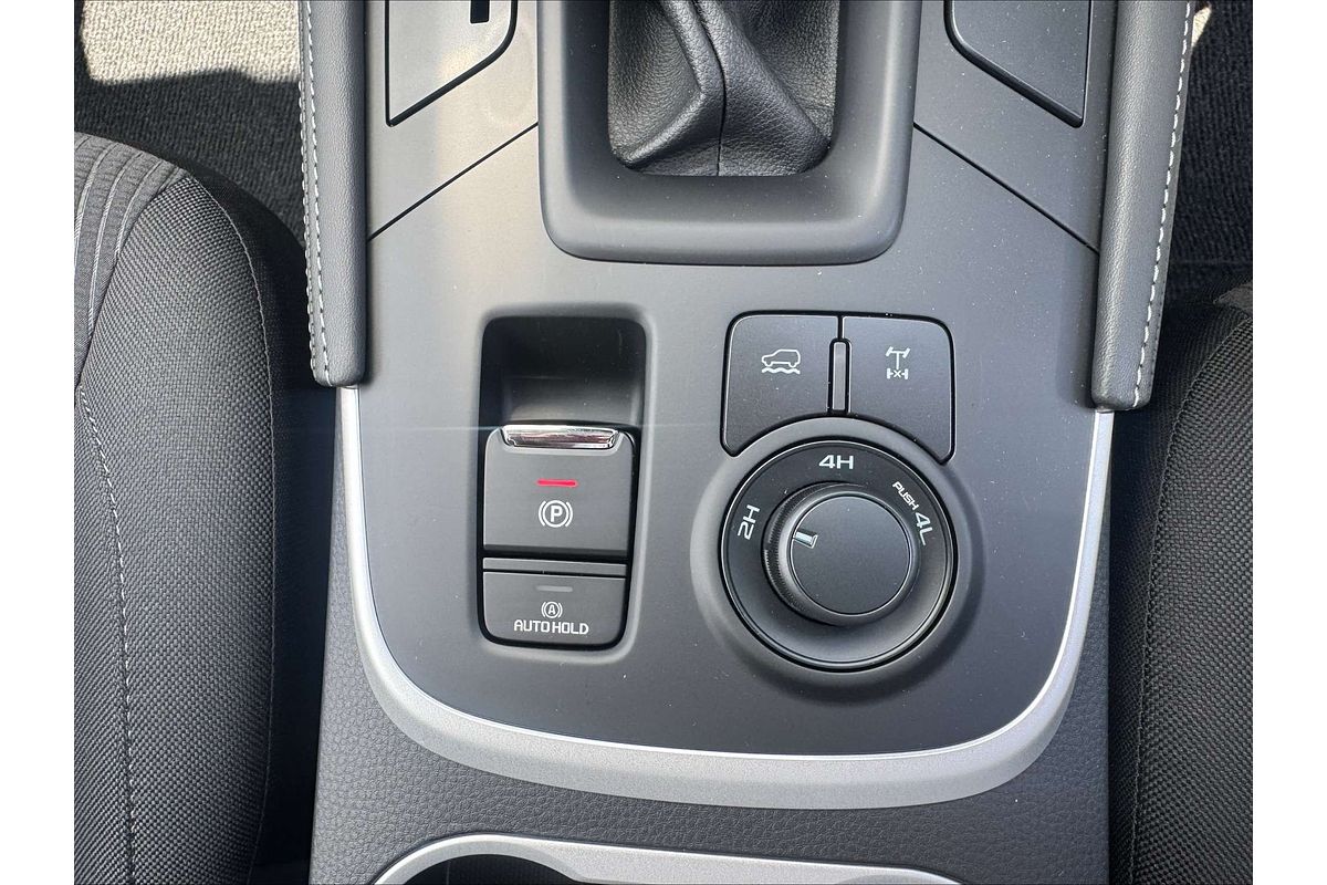 2025 Isuzu MU-X LS-M