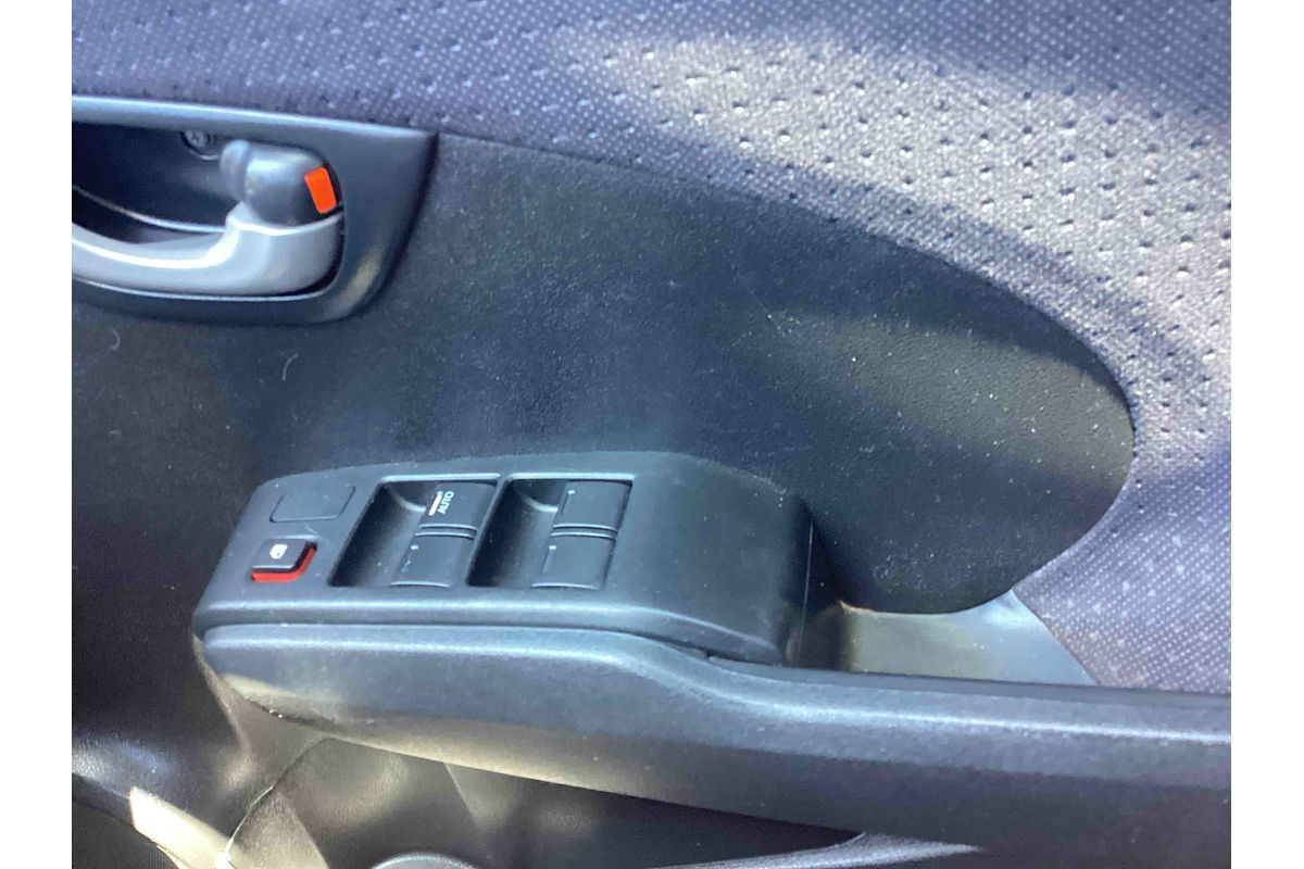 2010 Honda Jazz GLi GE