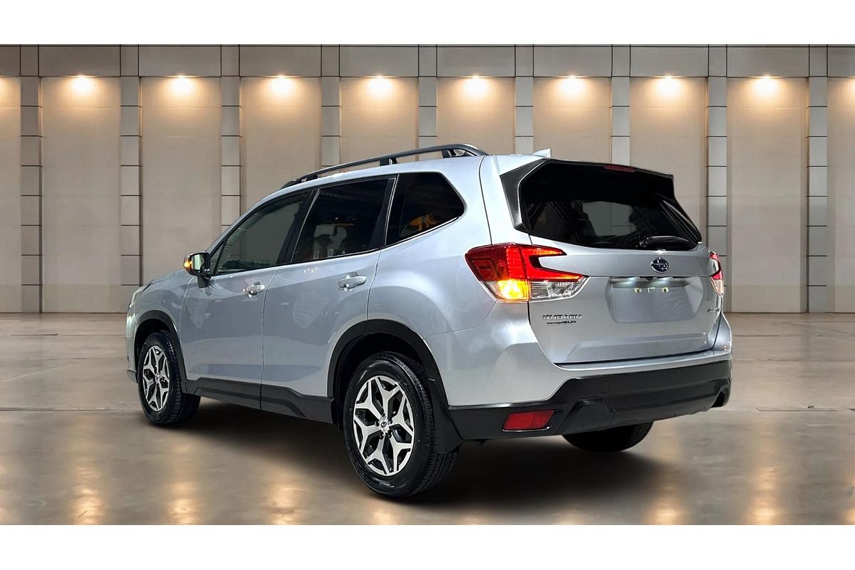 2023 Subaru Forester 2.5i S5