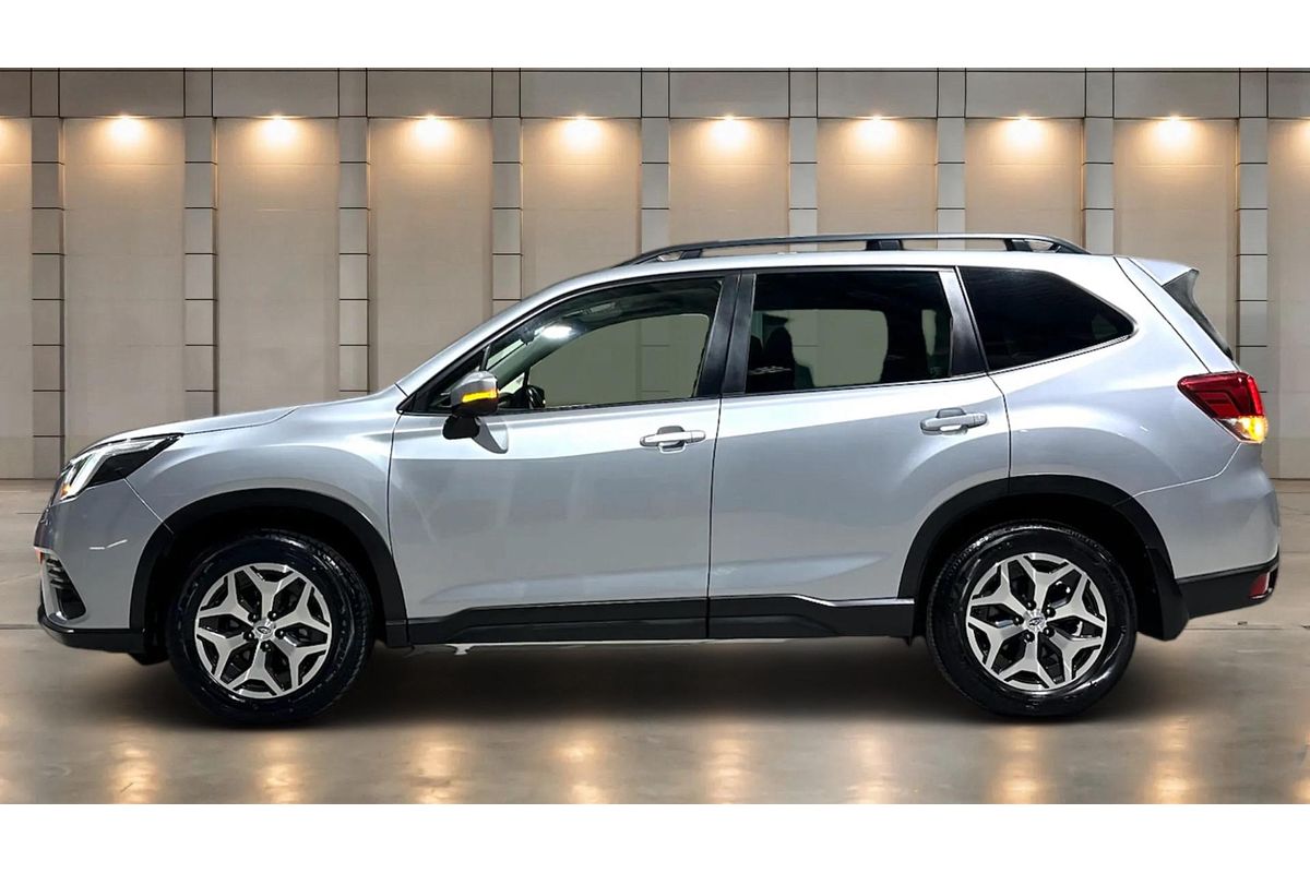 2023 Subaru Forester 2.5i S5