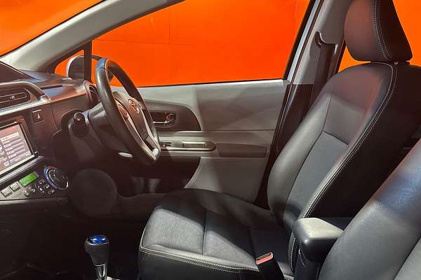 2013 Toyota Prius i-TECH (HYBRID) ZVW30R MY12