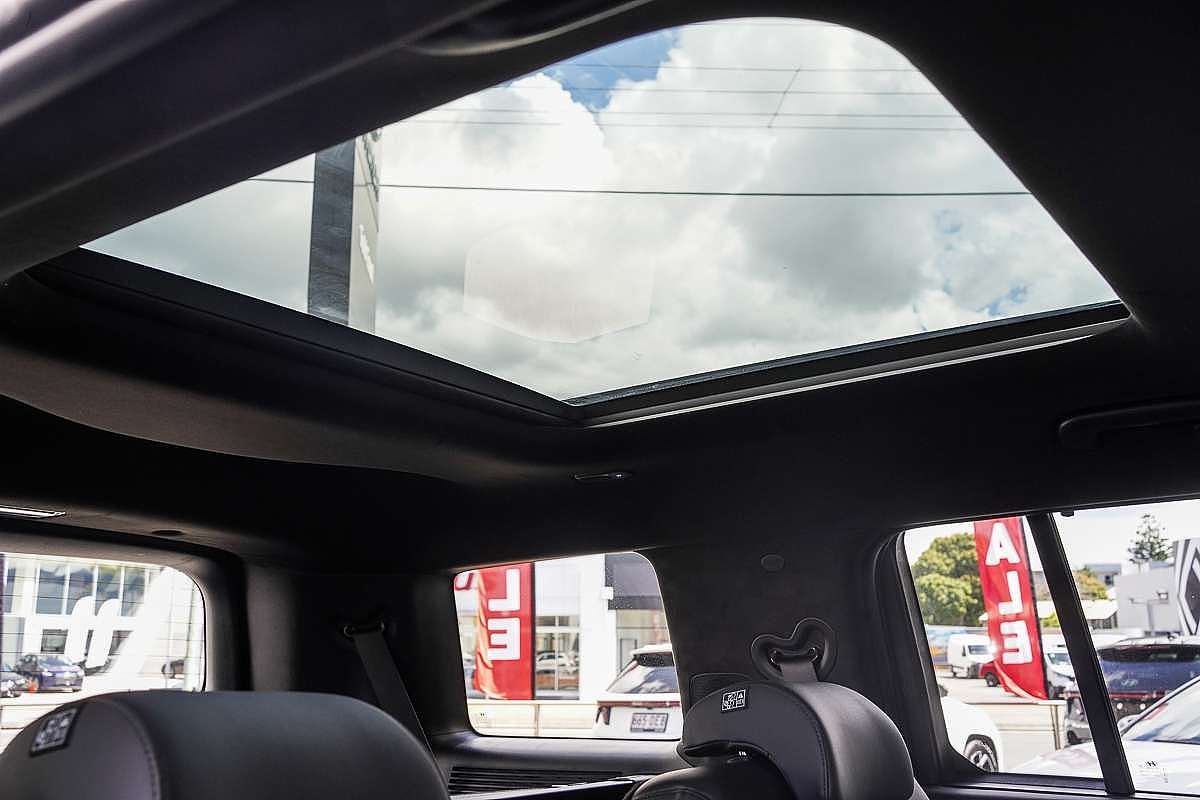 2025 Hyundai Santa Fe Hybrid Calligraphy MX5.V1