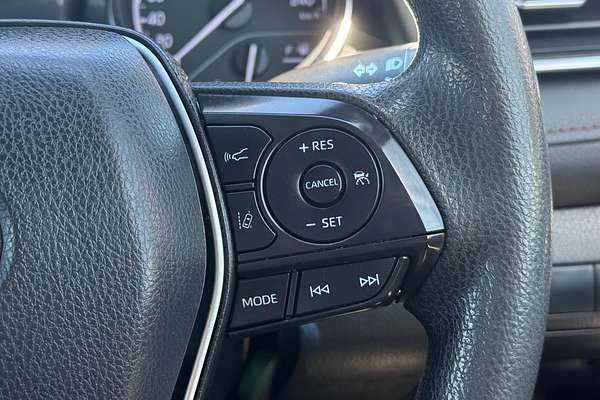 2018 Toyota Camry Ascent AXVH71R