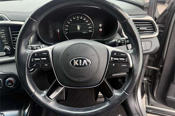 2019 Kia Sorento SLi UM