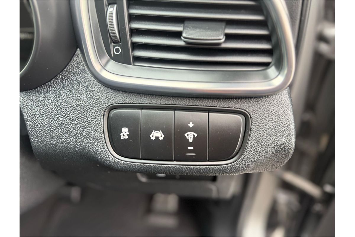 2019 Kia Sorento SLi UM