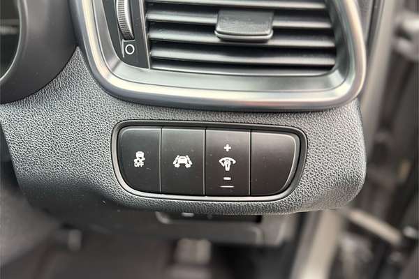 2019 Kia Sorento SLi UM