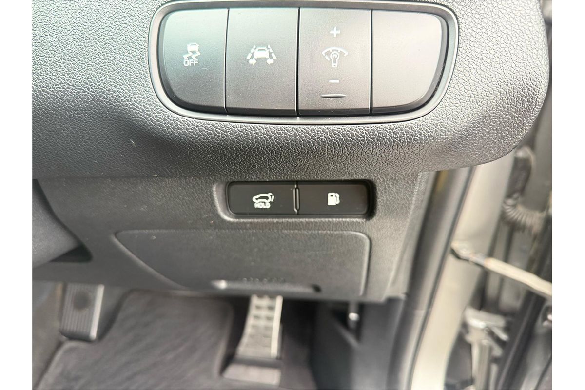 2019 Kia Sorento SLi UM