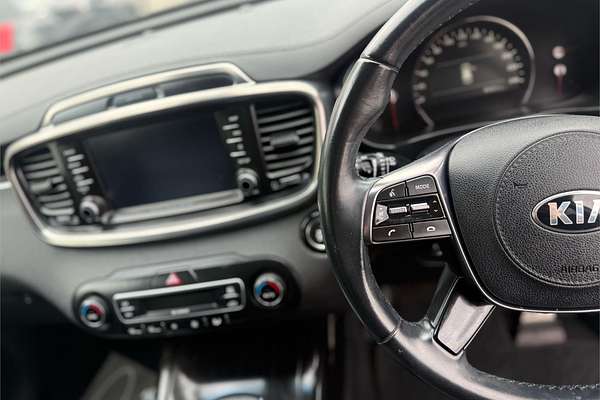 2019 Kia Sorento SLi UM