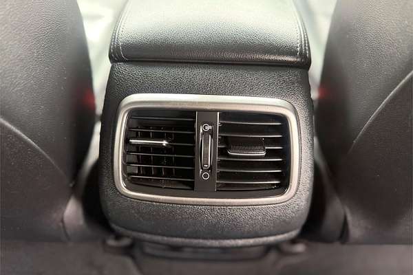 2019 Kia Sorento SLi UM