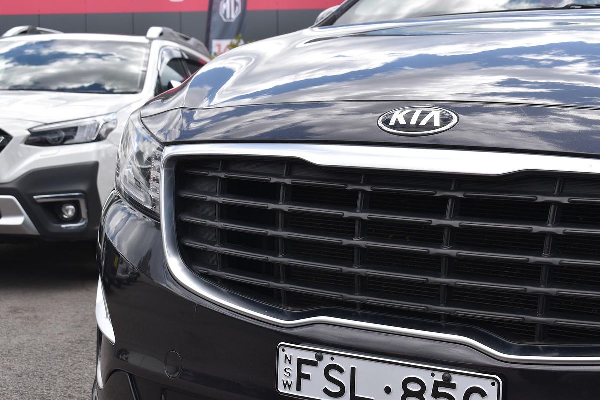 2018 Kia Carnival S YP