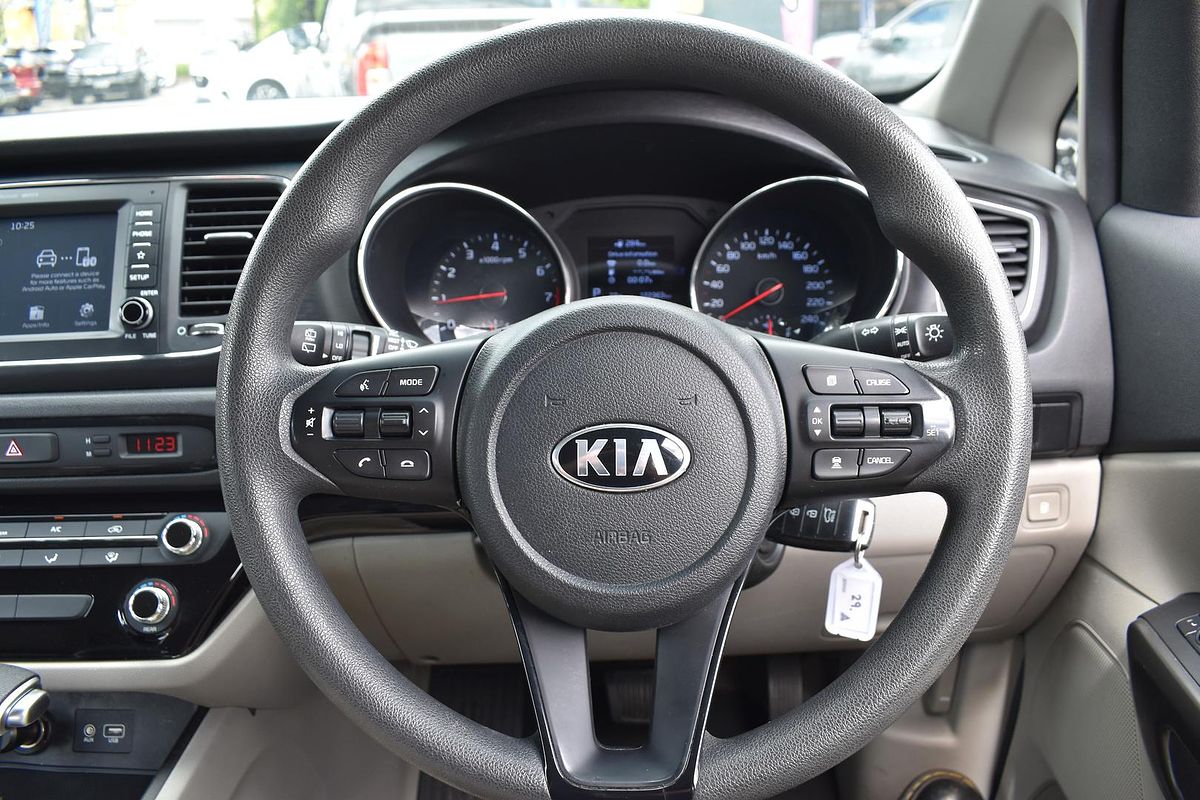 2018 Kia Carnival S YP