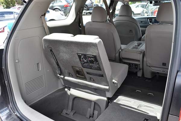 2018 Kia Carnival S YP