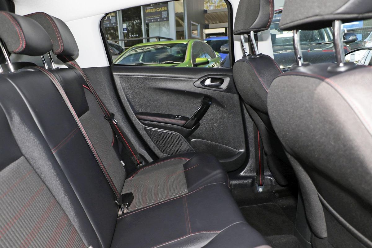 2015 Peugeot 208 GT-line A9