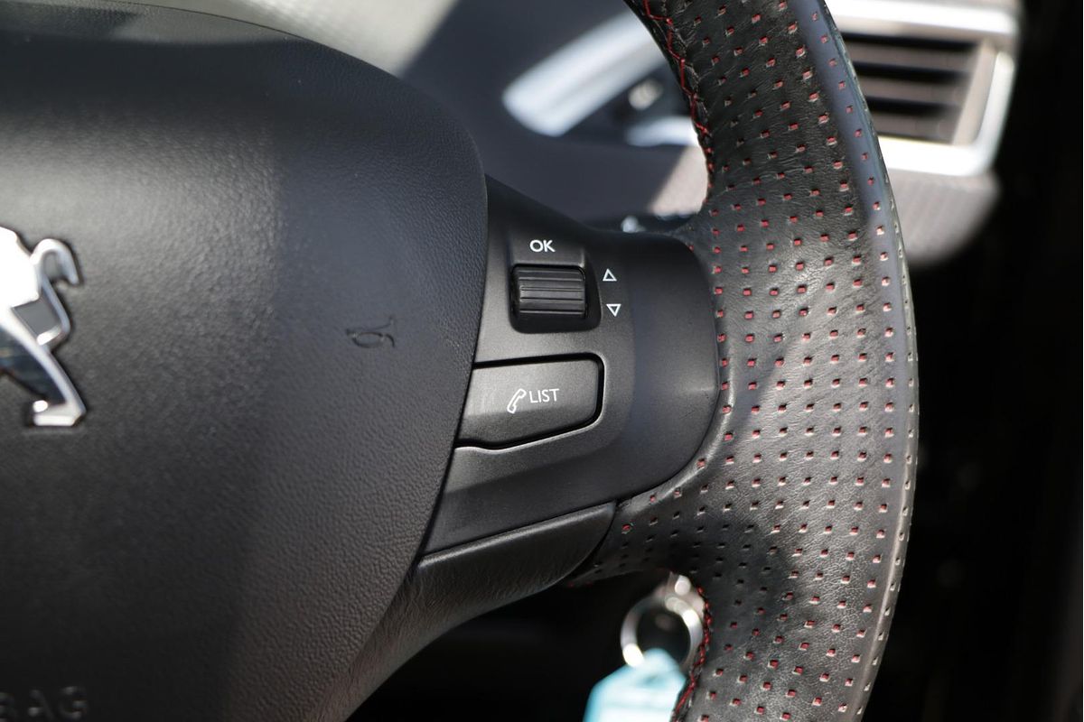 2015 Peugeot 208 GT-line A9