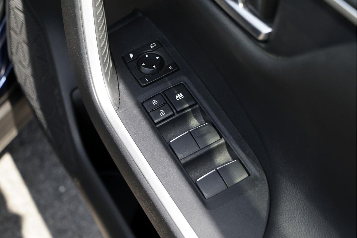 2019 Toyota RAV4 Cruiser MXAA52R