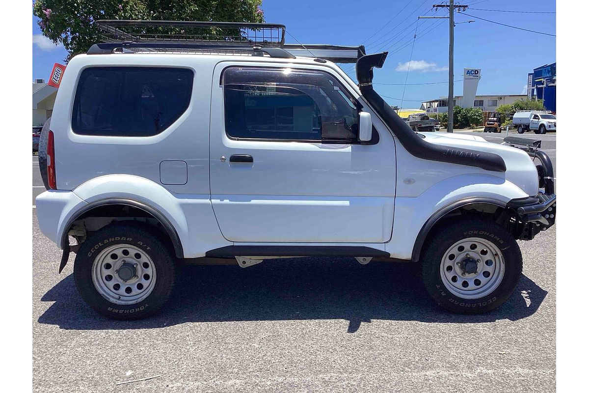 2013 Suzuki Jimny Sierra SN413 T6