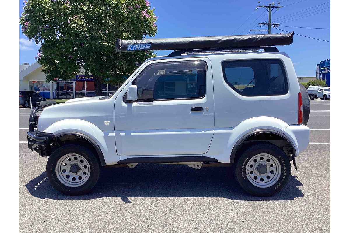2013 Suzuki Jimny Sierra SN413 T6