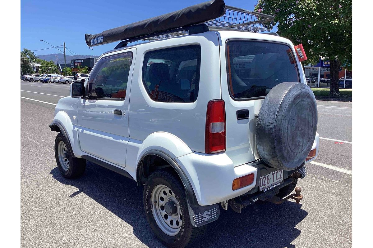 2013 Suzuki Jimny Sierra SN413 T6